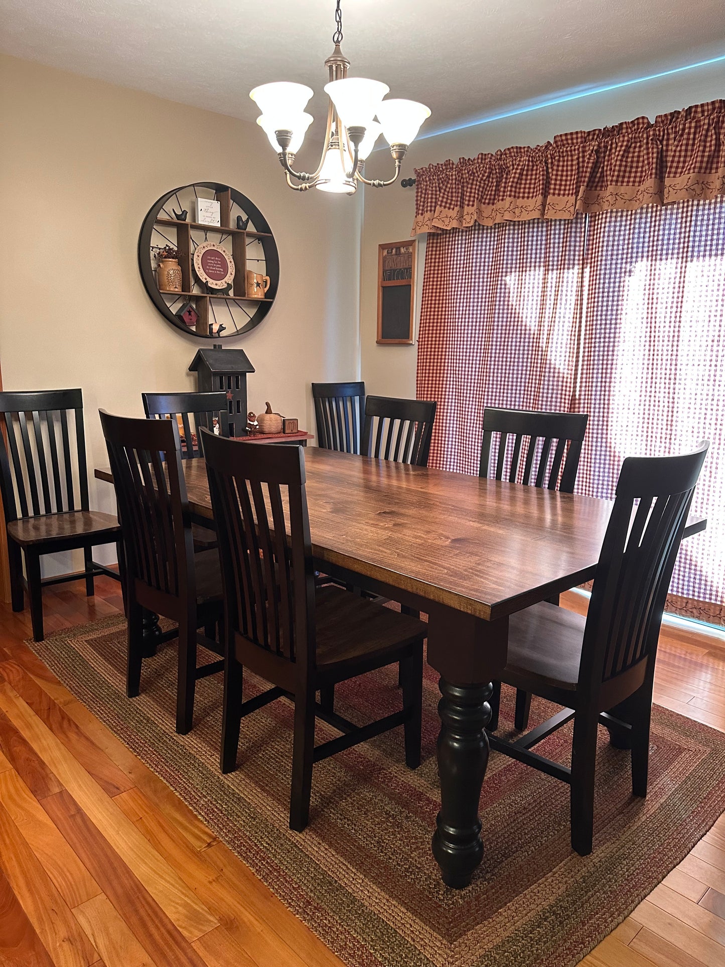 The Isabel Table in Oak