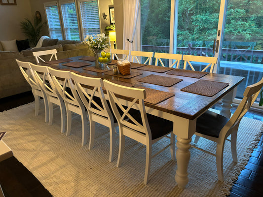 The Isabel Table in Oak
